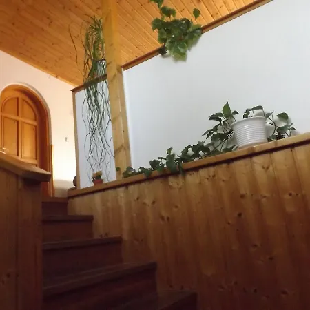 Vendégház Hévízi Fecskefészek