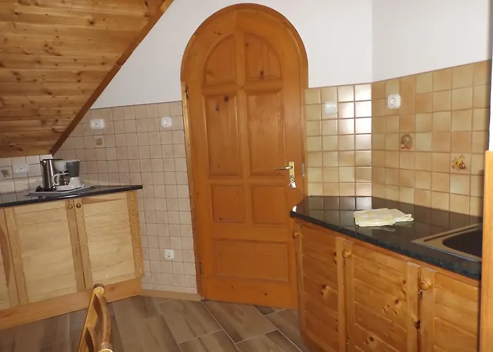 Hevizi Fecskefeszek 3* Hévíz